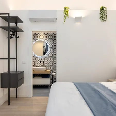 Roccella Apartment *